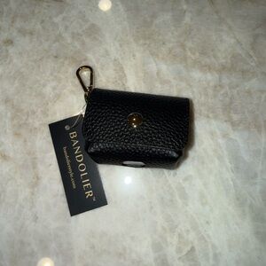 Apple AirPods Pro 3 Clip On Pouch